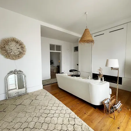 Grace River דירה